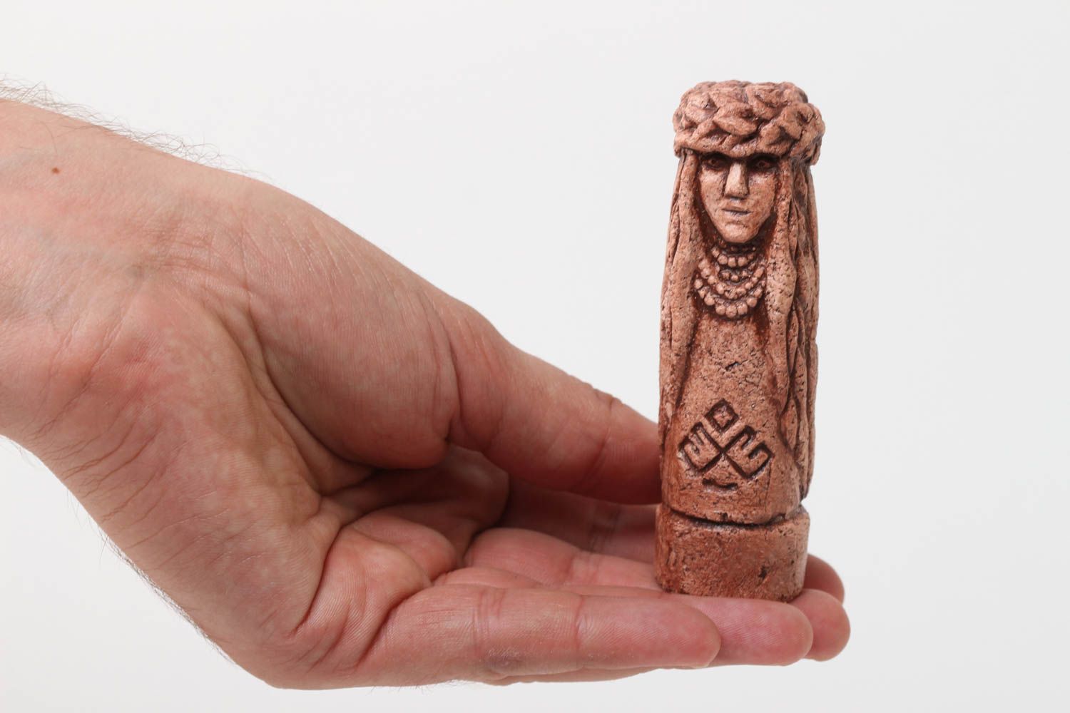Handmade Amulett des Glücks Keramik Figur im Kranz Keramik Deko Figur aus Ton   foto 5