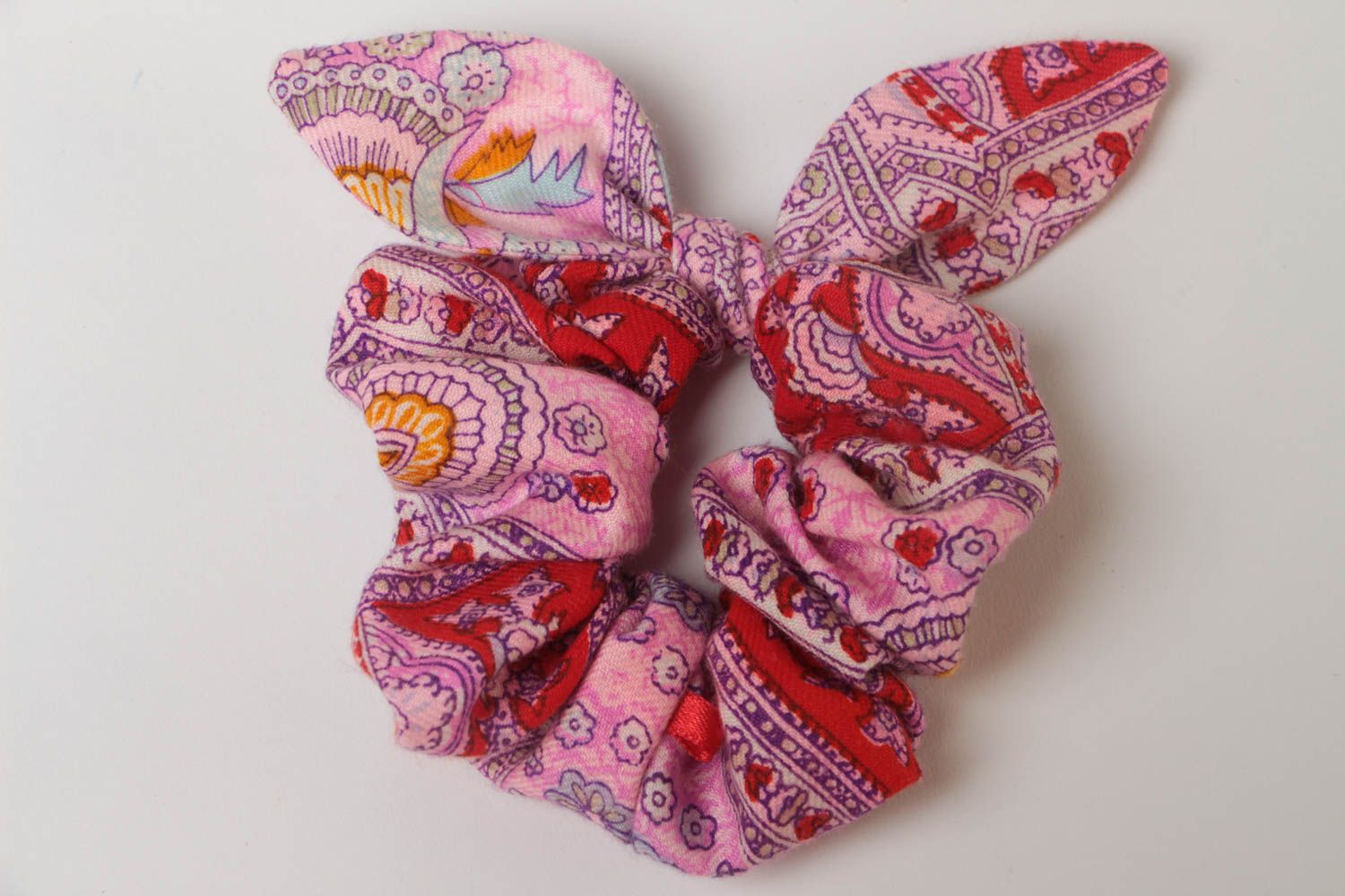 Handmade designer decorative bright pink ornamented fabric hair band with bow photo 2