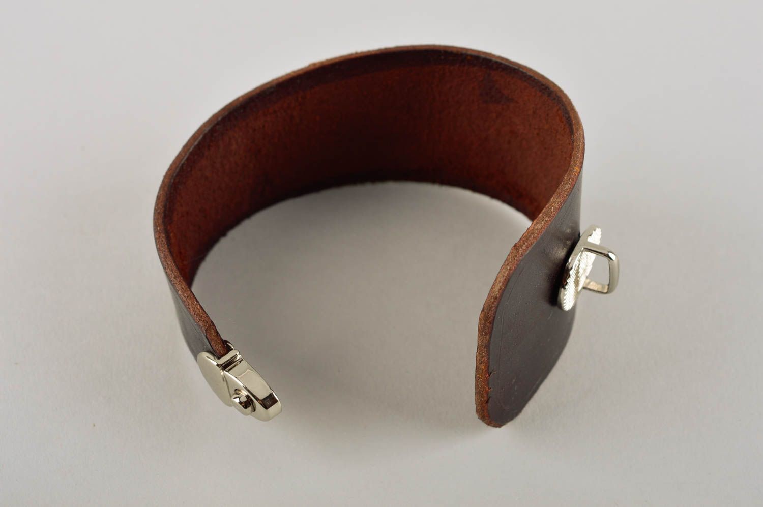 Bracelet cuir noir Bijoux fait main large Accessoires cuir design  photo 5