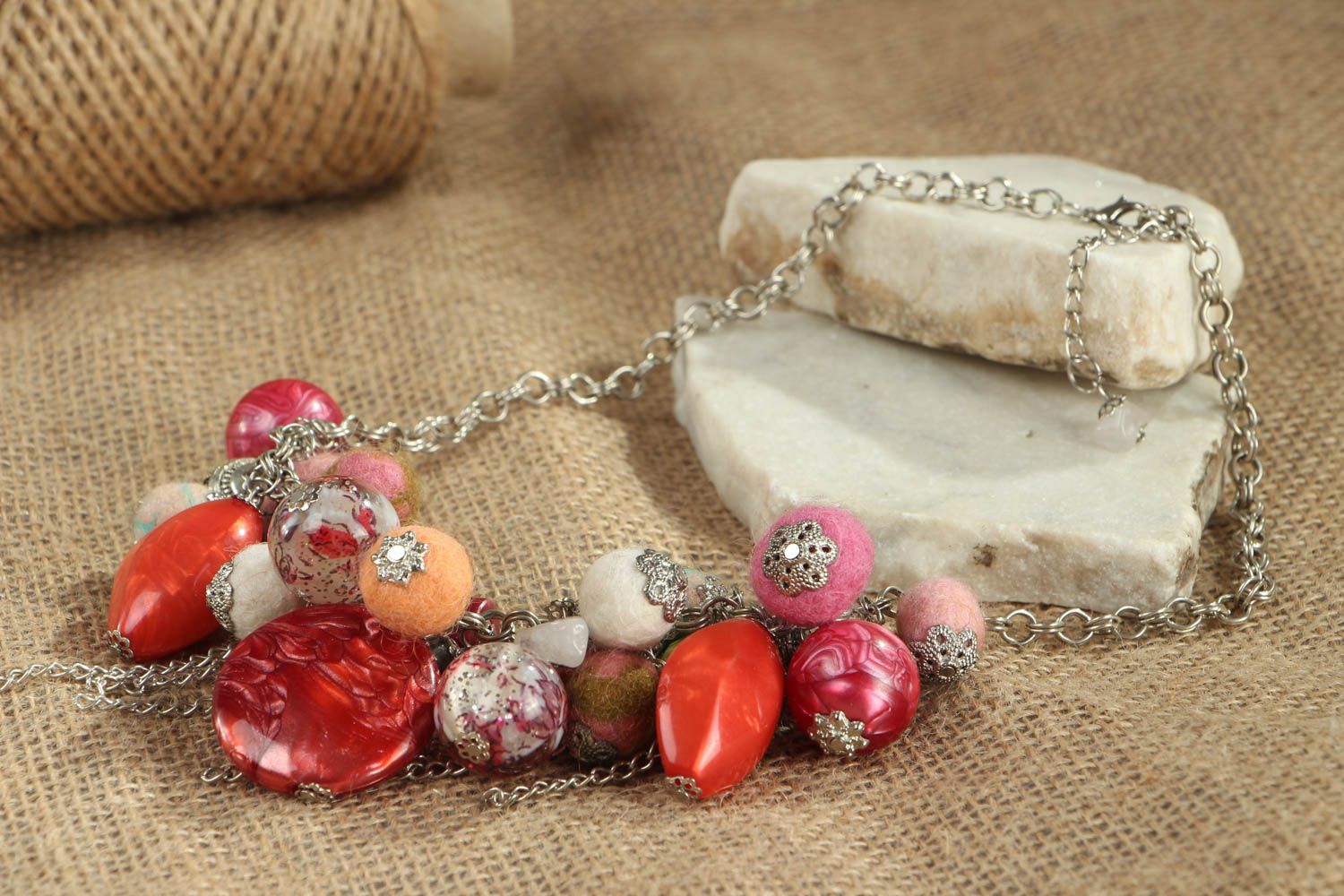 Wool felted necklace Gourmet photo 5