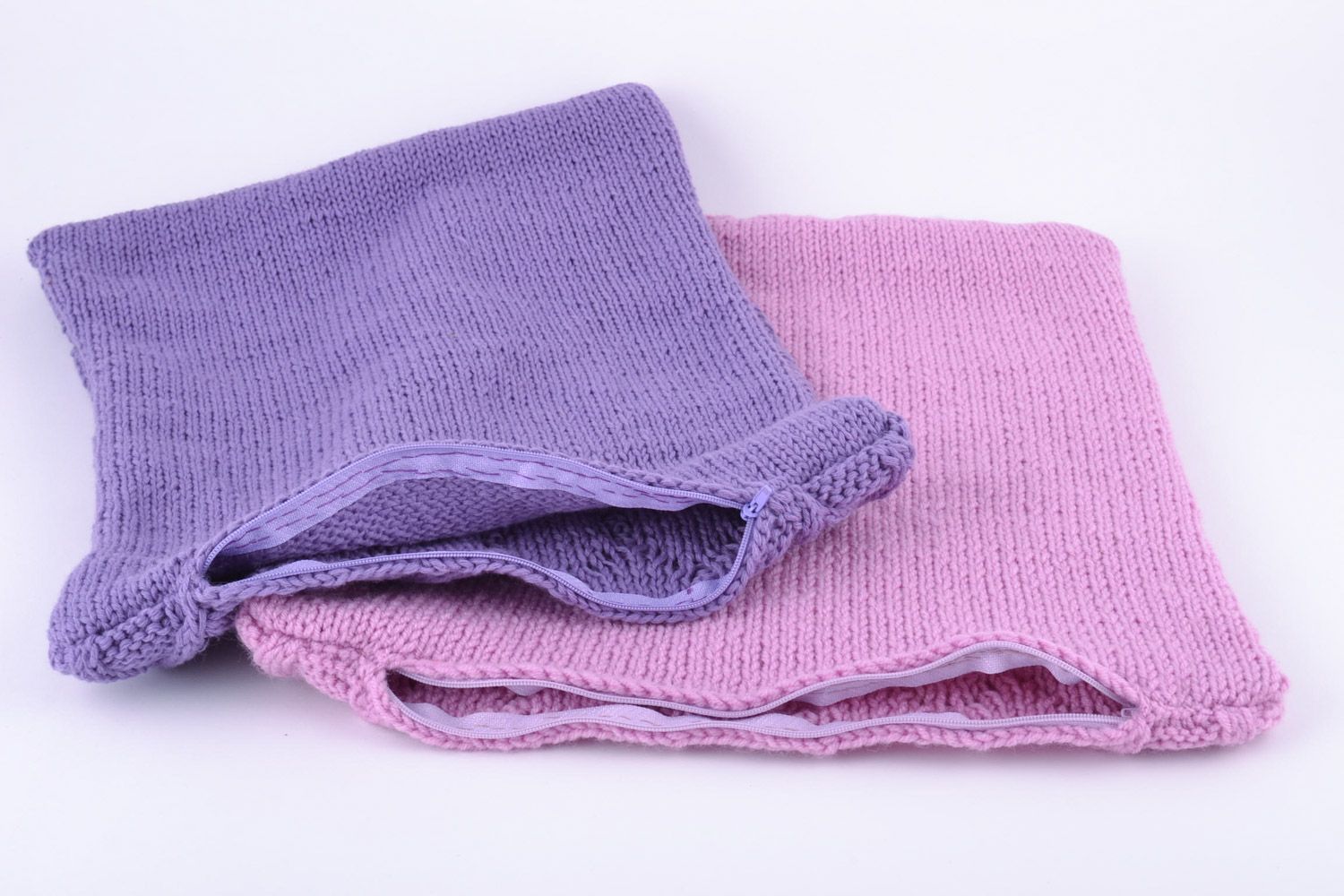 Set de housses de coussins tricotées en mi-laine faites main 2 pièces mauve rose photo 2