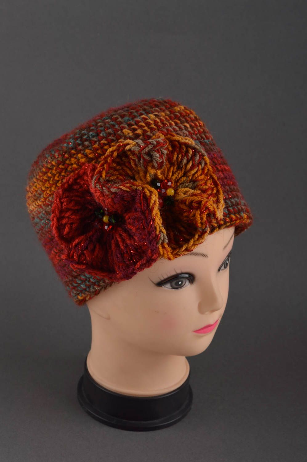 Bonnet tricot fait main Chapeau hiver en laine Vêtement pour femme original photo 1