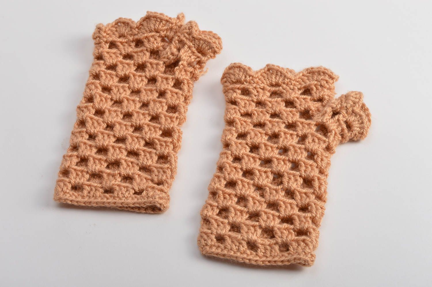 Beautiful handmade women's crochet lace mittens of peach color half woolen photo 3