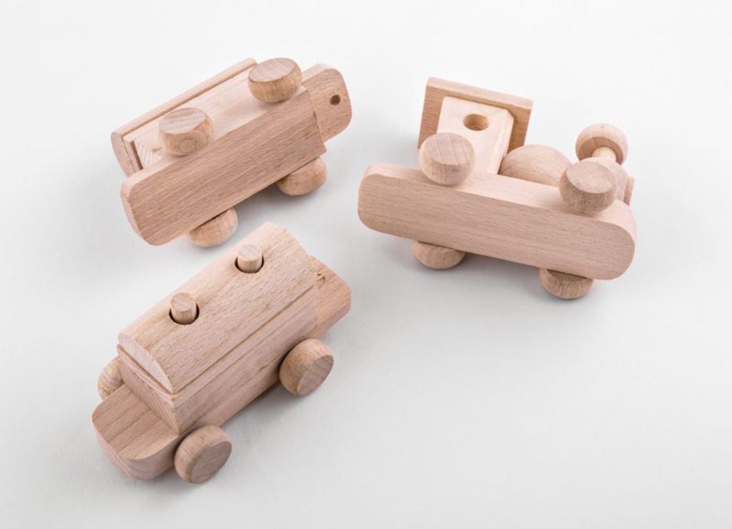 Wooden train with wagons photo 5