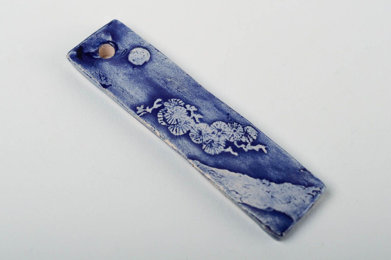 Pendentif céramique Bijou fait main bleu allongé original Cadeau pour femme photo 2