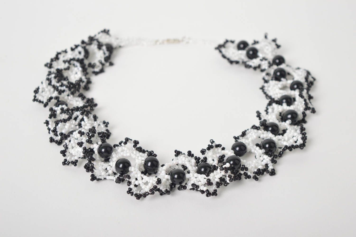 Stylish handmade beaded necklace woven bead necklace artisan jewelry designs photo 2