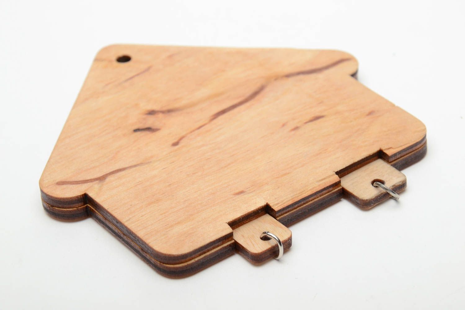 Plywood key hanger in the shape of house photo 4