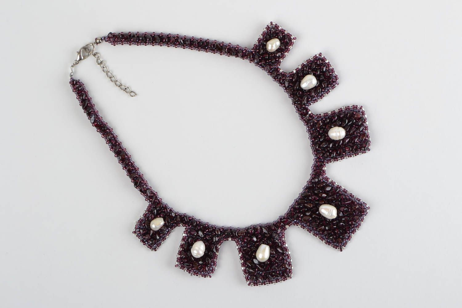 Ожерелье из бисера и натурального камня плетеное красивое ручной работы фото 3