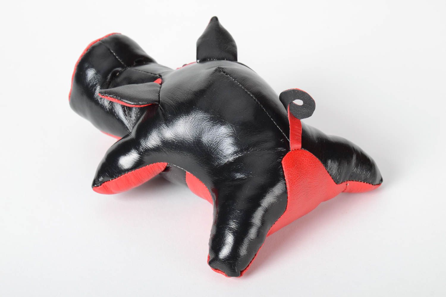 Игрушка ручной работы мягкая игрушка свинья оригинальный подарок из кожи фото 3