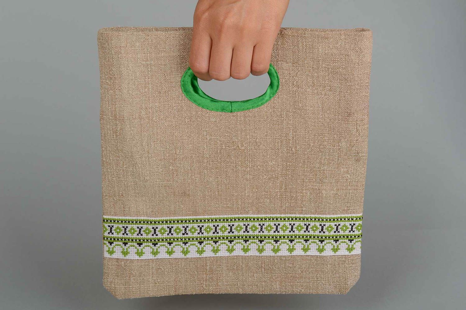 Сумка ручной работы вышитая сумка крестиком текстильная сумка с зеленым узором фото 5