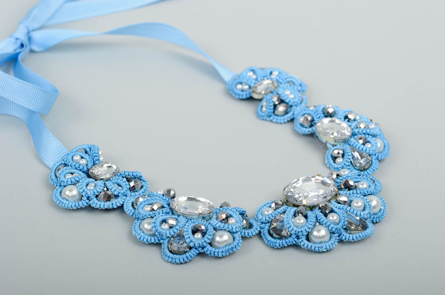 Handmade Collier blau Occhi Schmuck Accessoire für Frauen aus Spitzen  foto 2