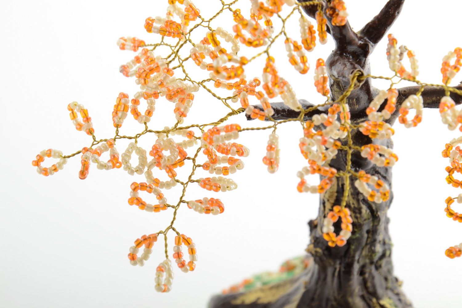 Handgemachter Glücksbaum aus Glasperlen in Terrakottabraun für Interieur Dekoration foto 4