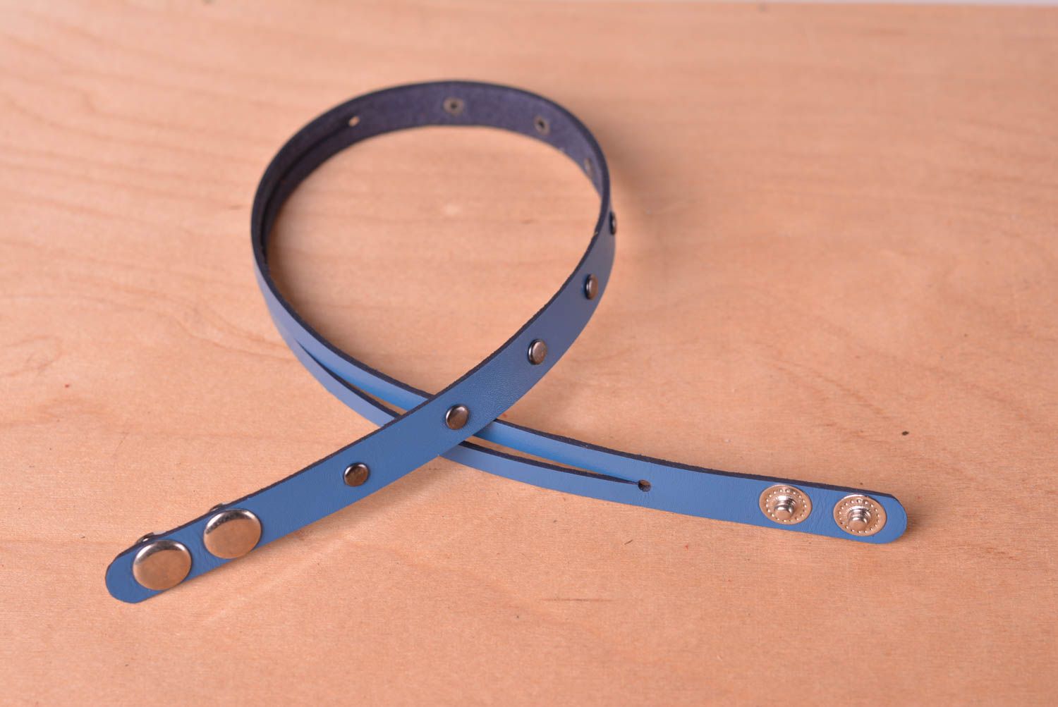 Bracelet cuir Bijou fait main bleu dans le style casual Accessoire femme photo 3