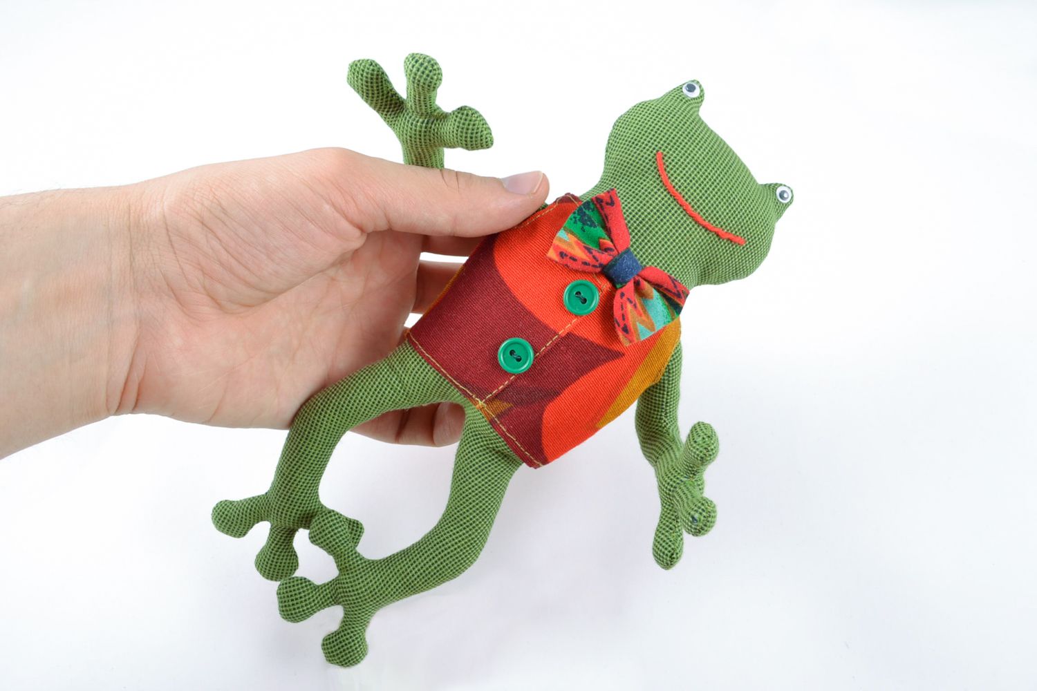 Мягкая игрушка из хлопка в виде лягушки фото 2