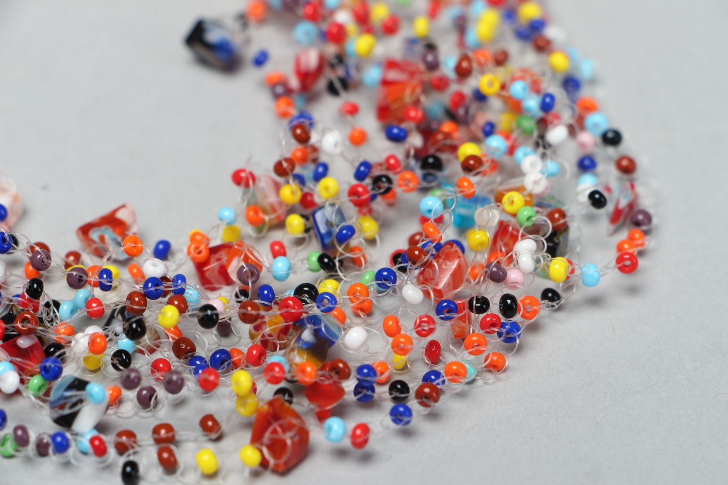Collier en perles de rocaille et verre de Murano multicolore fait main photo 3