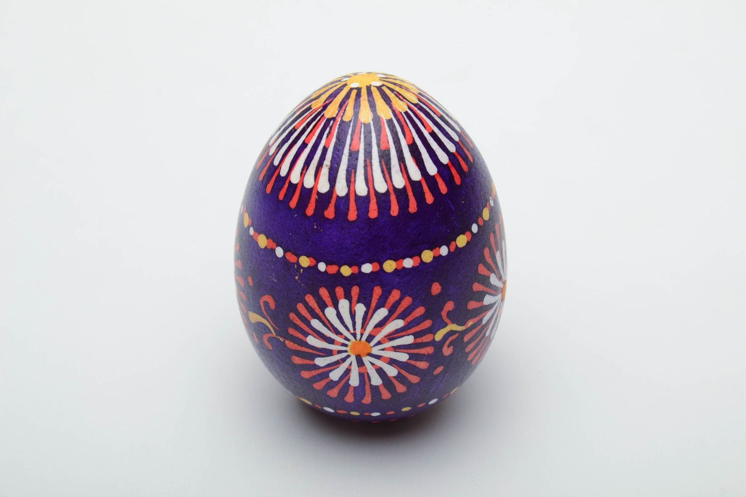 Handmade Easter egg of violet color in Lemkiv style photo 2