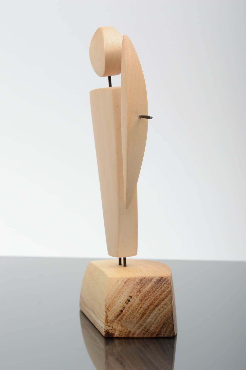 Статуэтка ручной работы деревянная фигурка статуэтка для декора дома стрелец фото 2