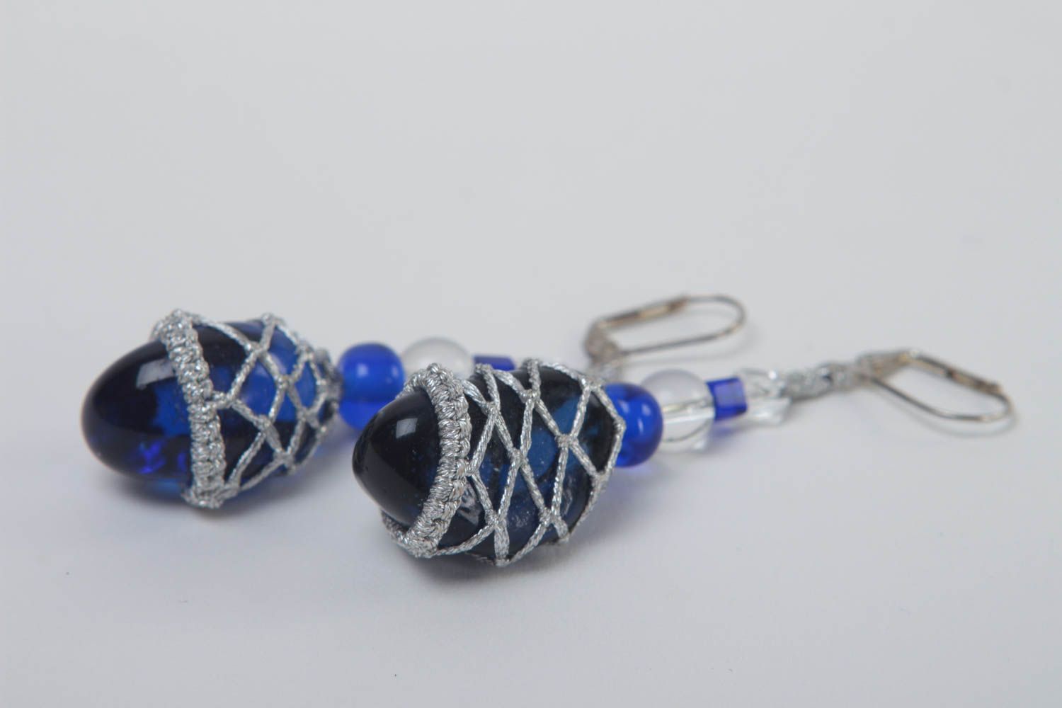 Boucles d'oreilles en verre Bijou fait main pendantes bleues Cadeau pour femme photo 3