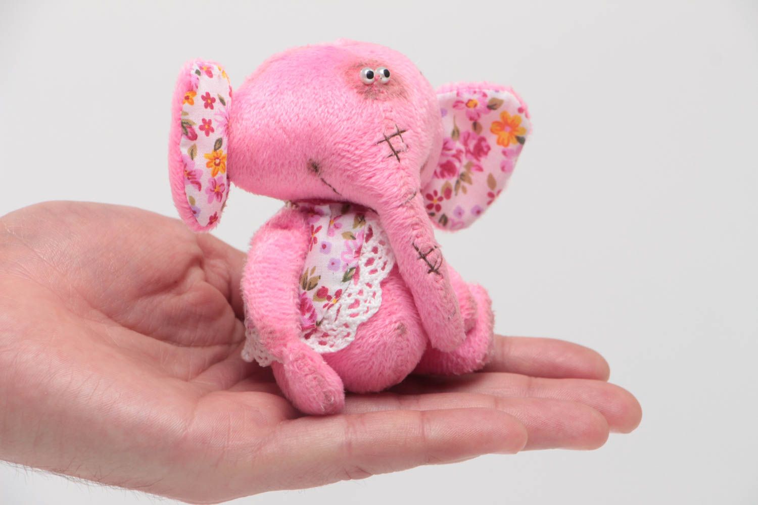 Handmade small vintage soft toy sewn of plush pink elephant with floral ears photo 5