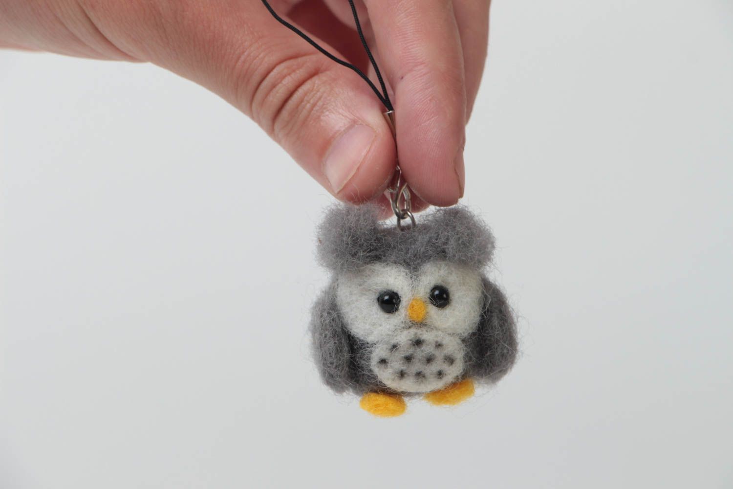 Beautiful handmade designer small felted wool keychain toy owl photo 5