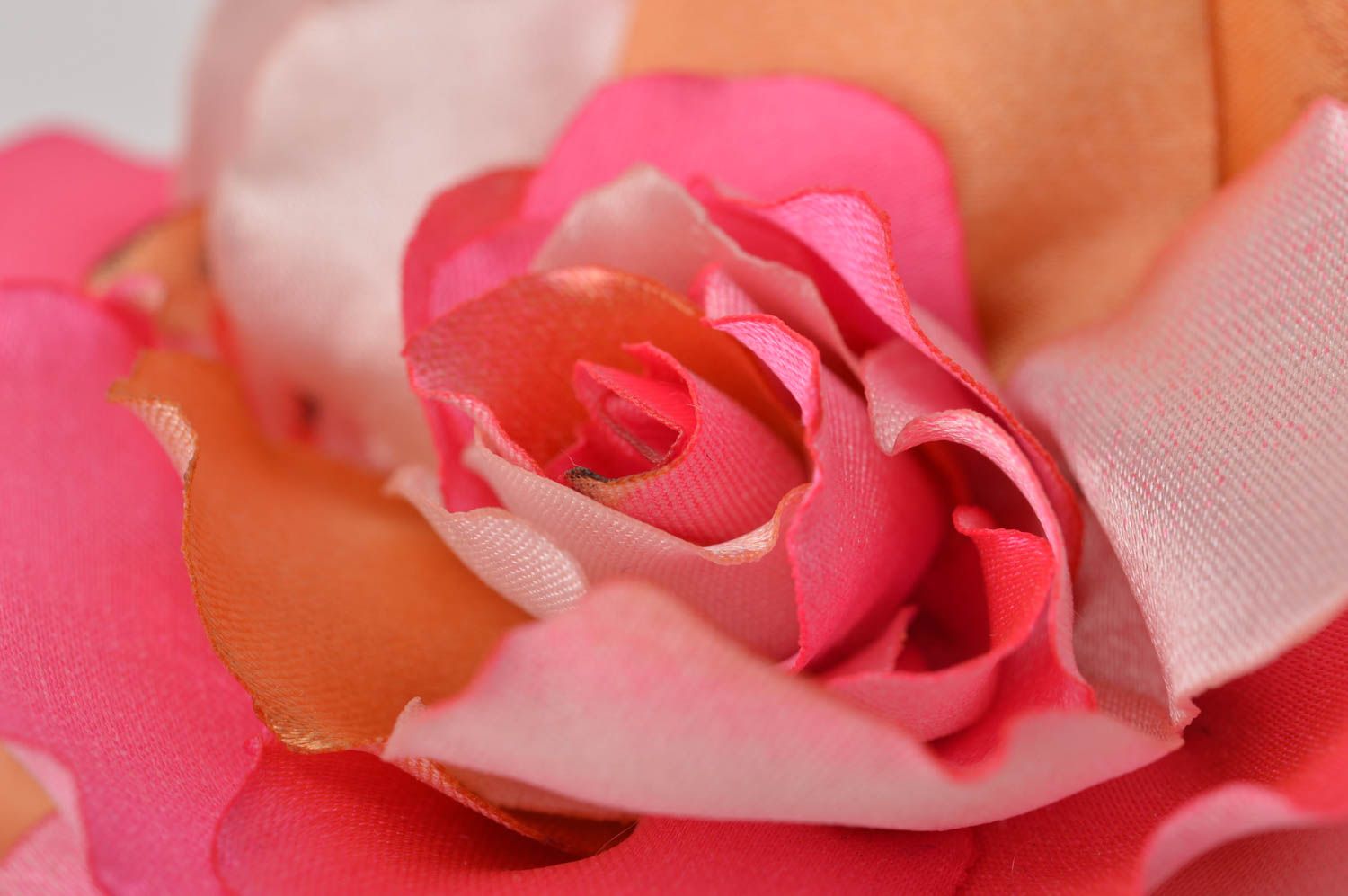 Украшение ручной работы заколка-брошь украшение трансформер в виде бежевой розы фото 4