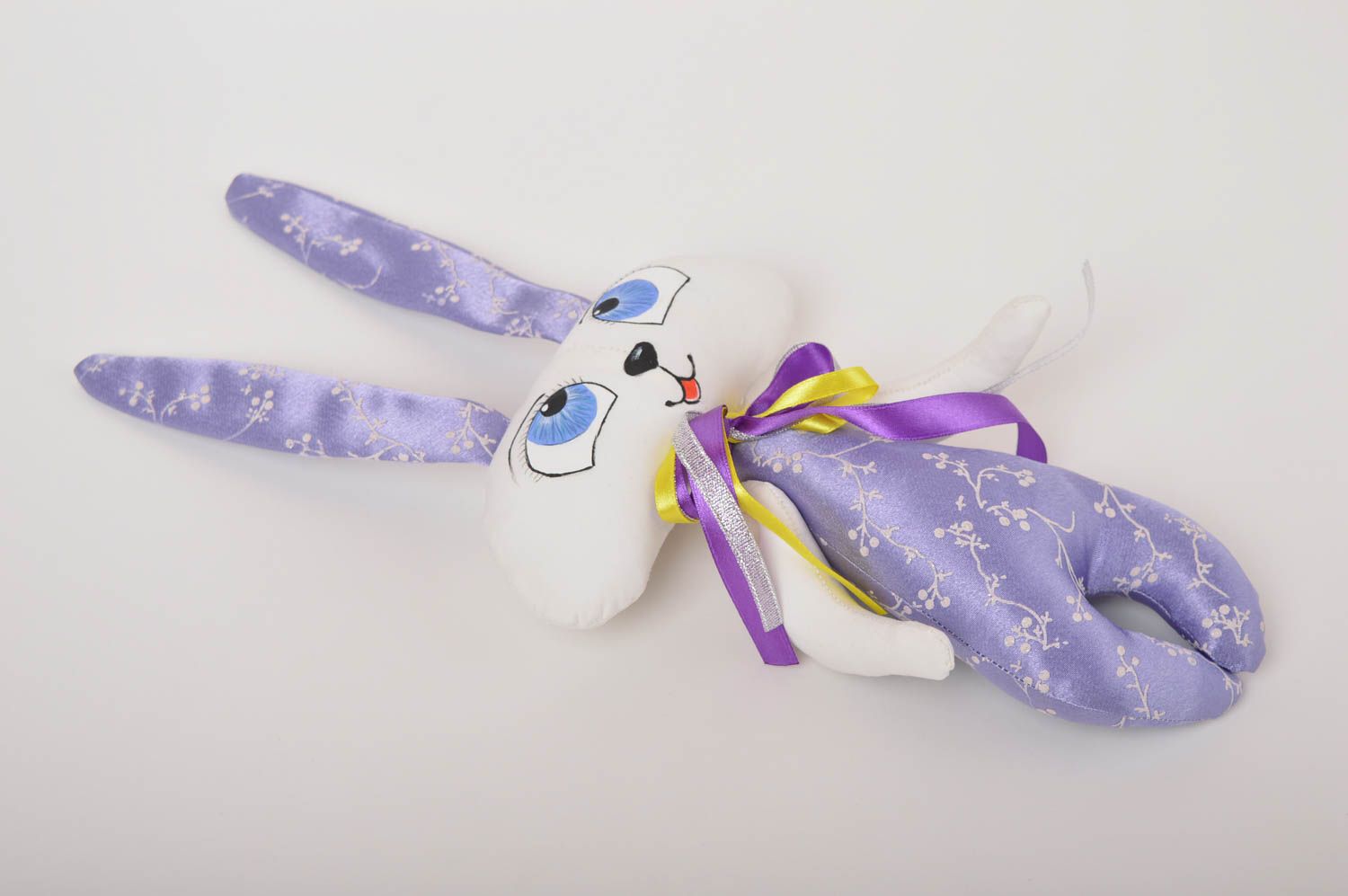 Jouet lapin Peluche faite main en tissu peinte à l'acrylique Cadeau pour enfant photo 2