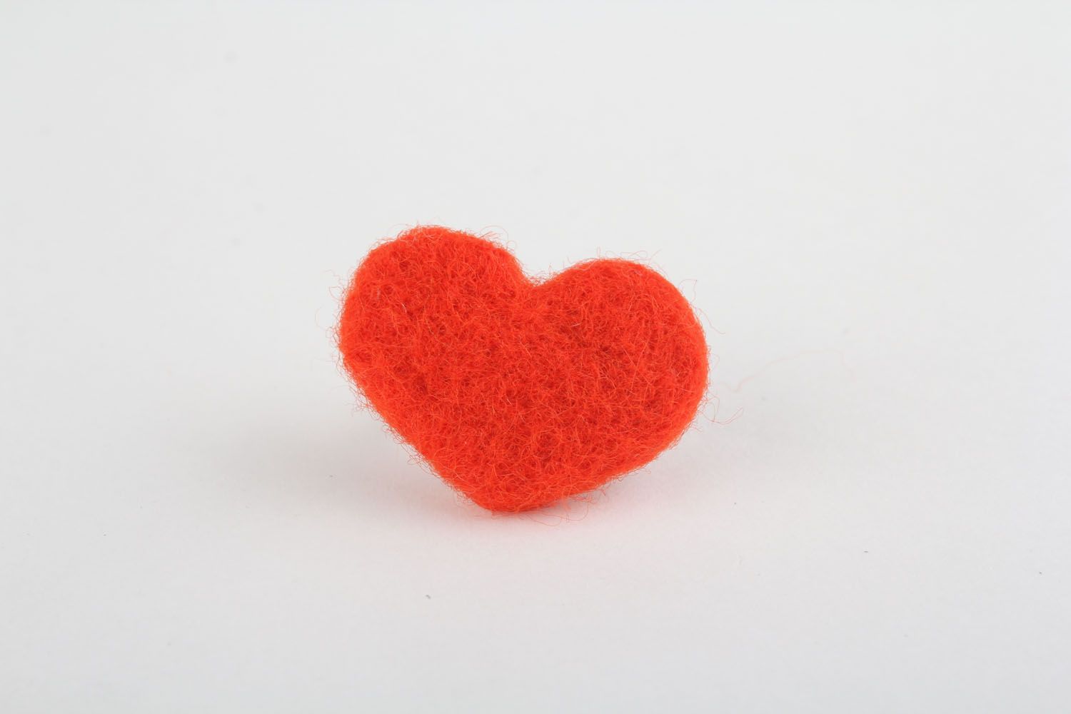 Heart-shaped seal ring photo 1