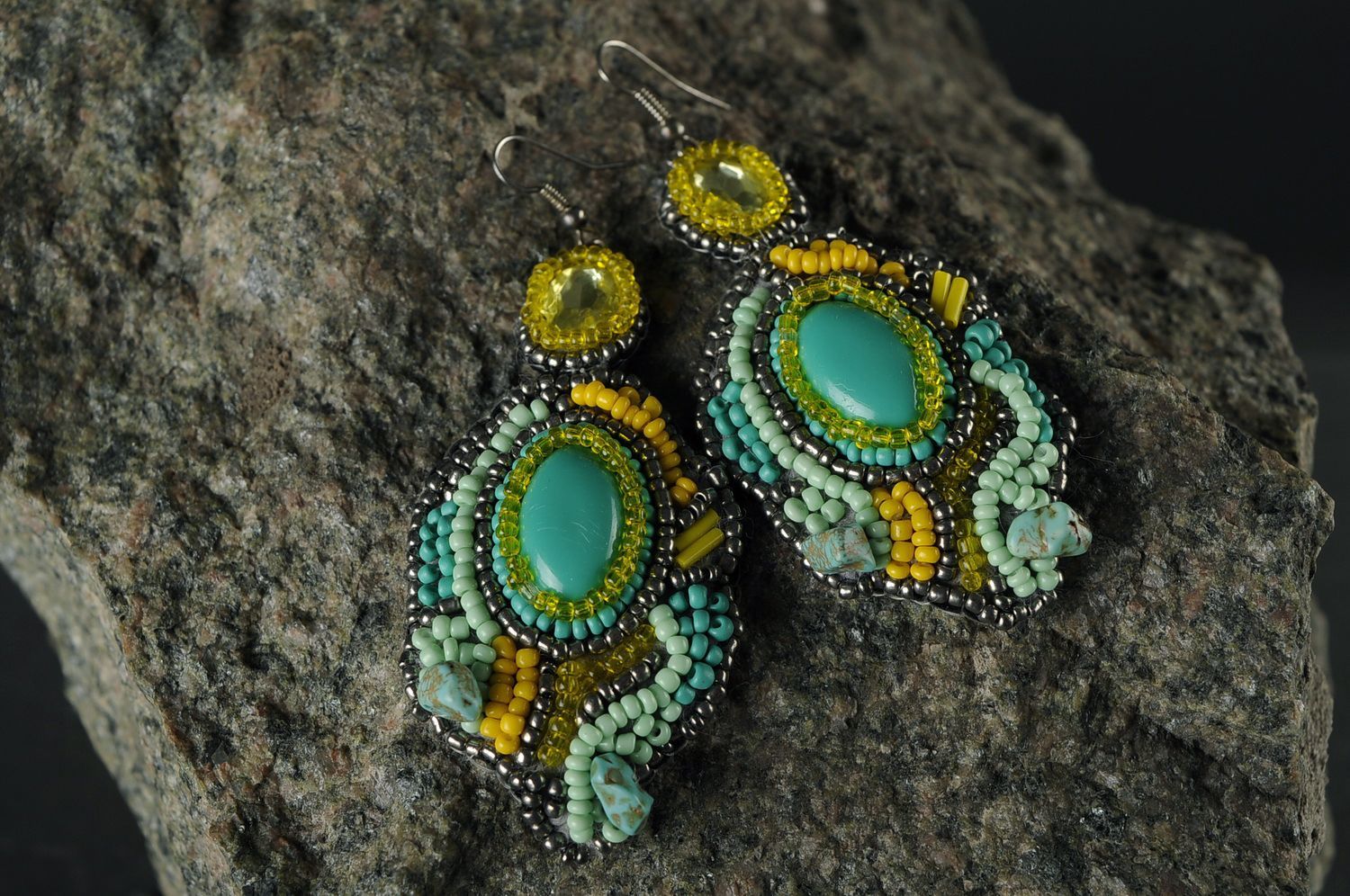 Beaded earrings Oriental photo 2