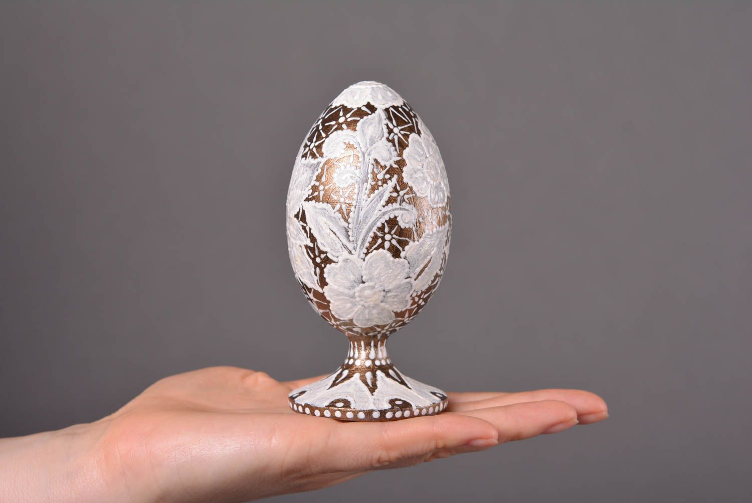Uovo decorativo pasquale fatto a mano in legno decorazioni pasquali originali
 foto 4