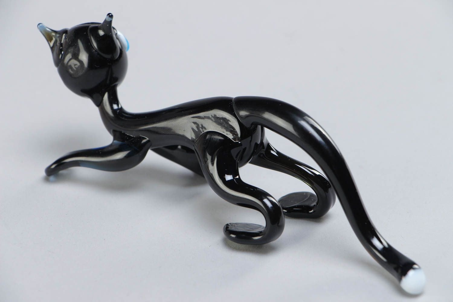 Small handmade lampwork glass statuette of black cat photo 4