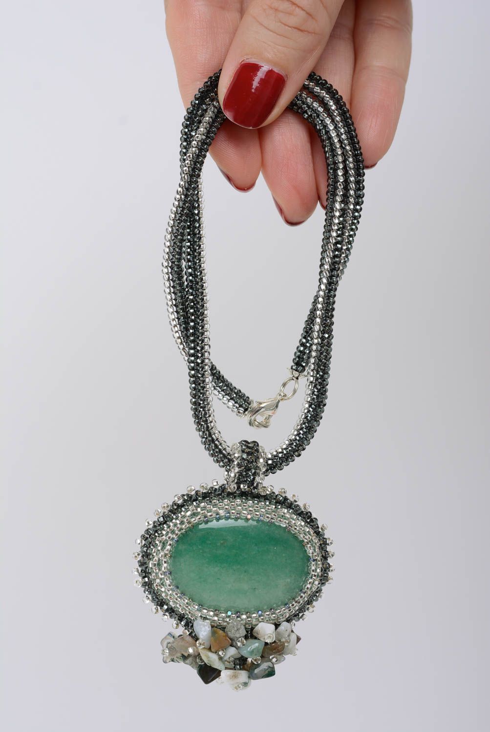 Handmade designer elegant beaded pendant necklace with natural onyx stone  photo 4