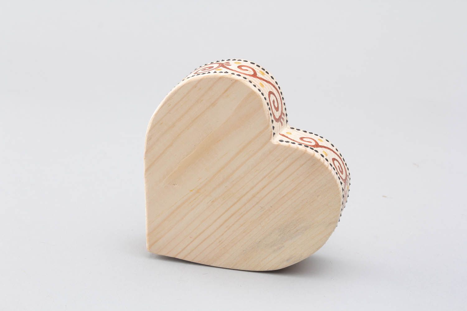 Bougeoir en bois décoré en forme de cœur fait main photo 1