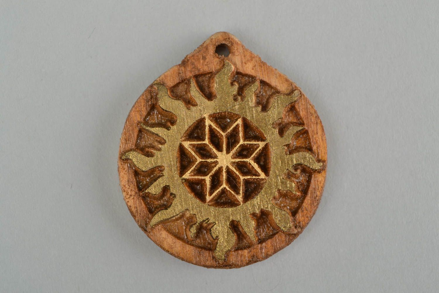 Handmade ash wood eco friendly neck pendant round painted Slavic amulet Alatyr photo 3