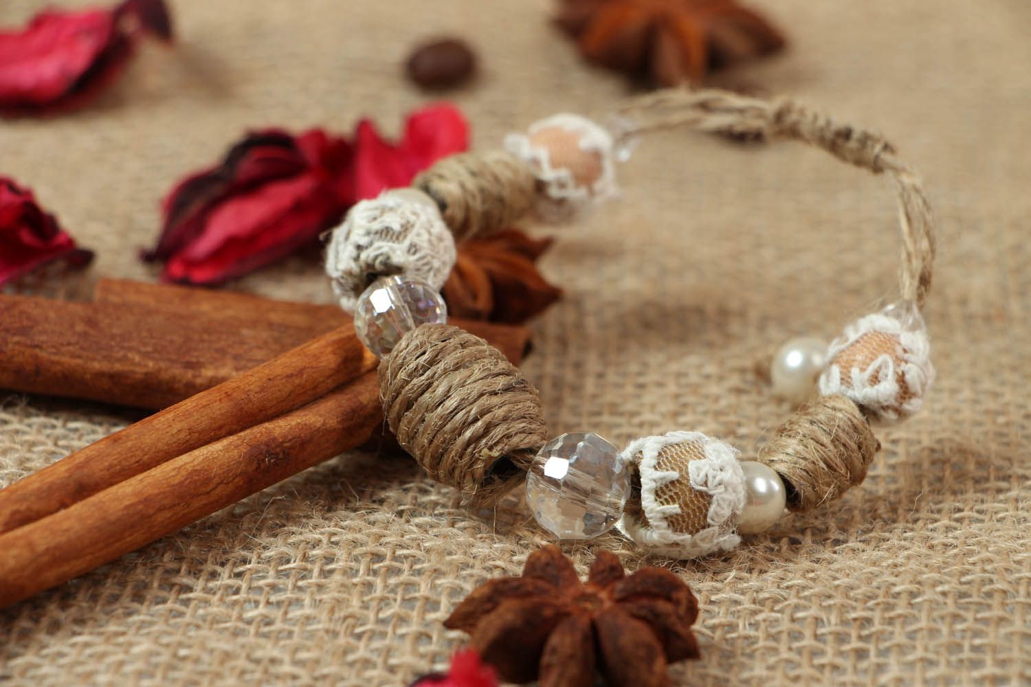 Bracelet en perles de bois fait main Bohème photo 4