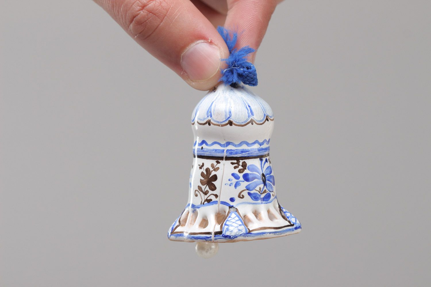 Miniature handmade white and blue ceramic bell with Gzhel painting photo 5
