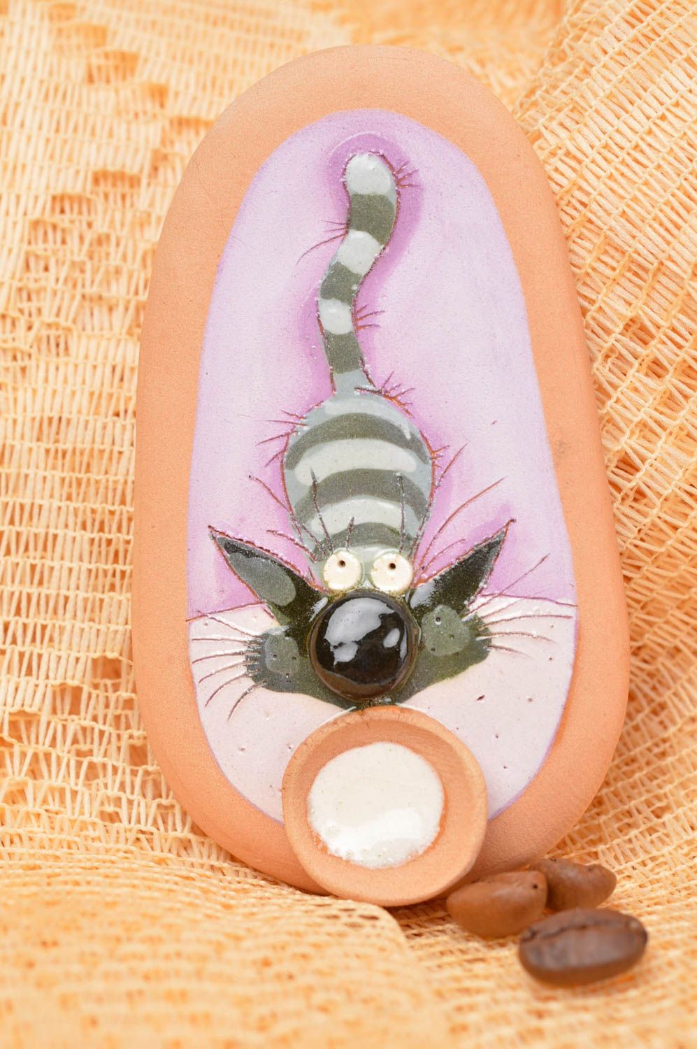 Магнит на холодильник хэнд мэйд декор для дома необычный подарок Кот с миской фото 1