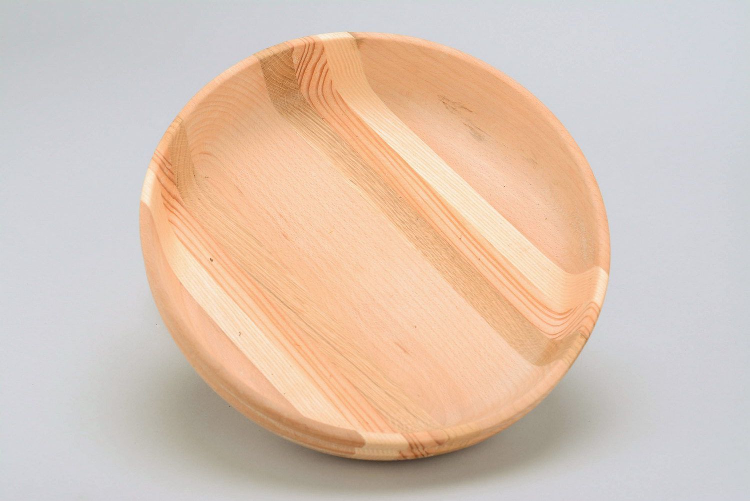 Assiette en bois faite main pour des produits secs  photo 4