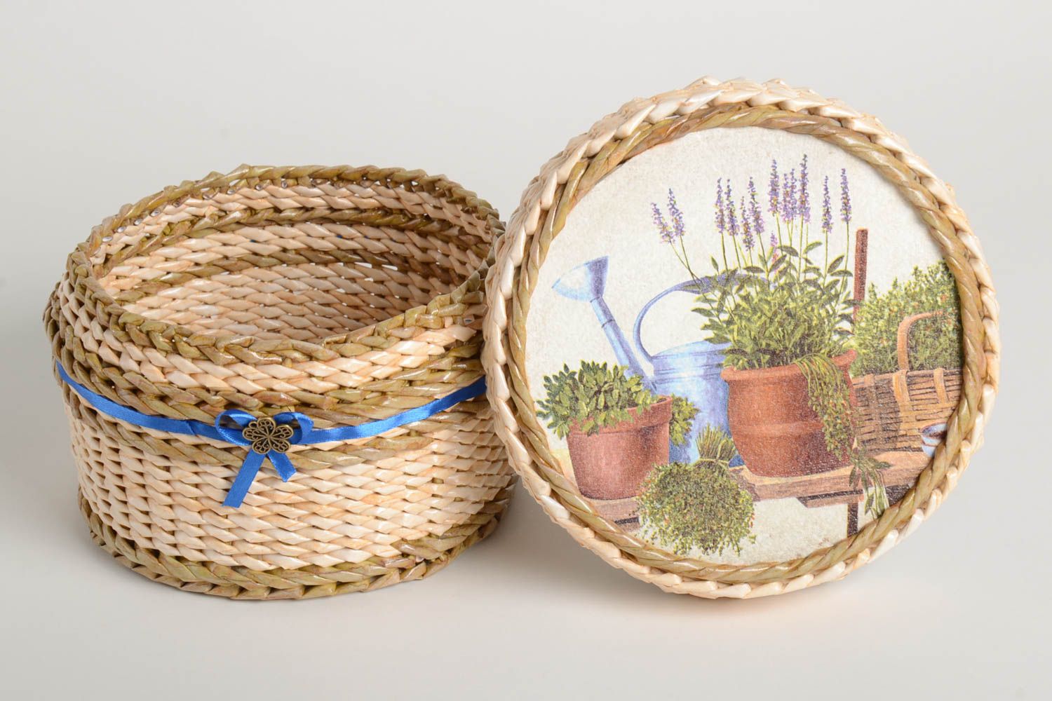 Handmade woven paper basket newspaper craft jewelry box design gift ideas photo 2