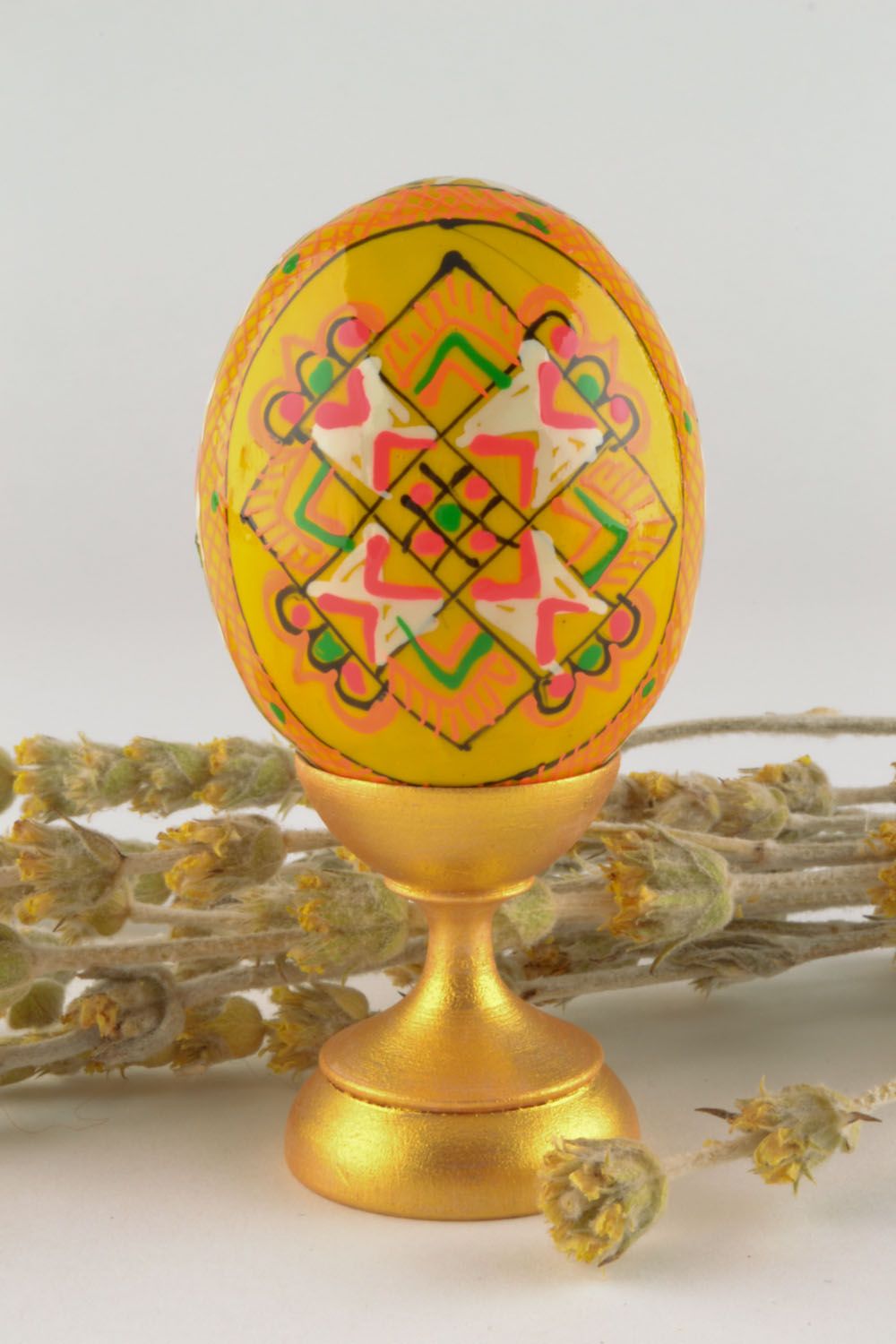 Wooden Easter egg photo 1