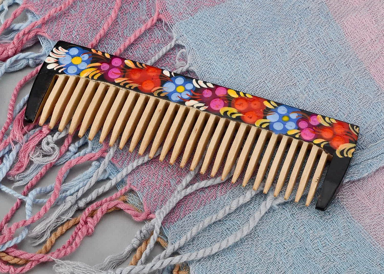Wooden comb with painting photo 5