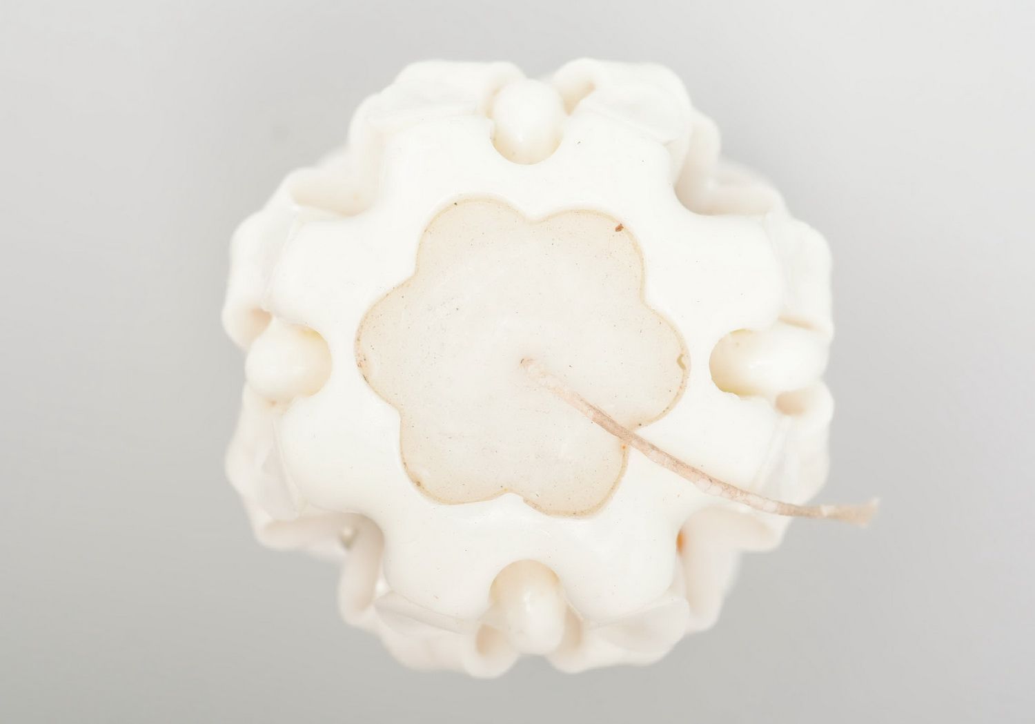 Carved paraffin wax candle photo 3