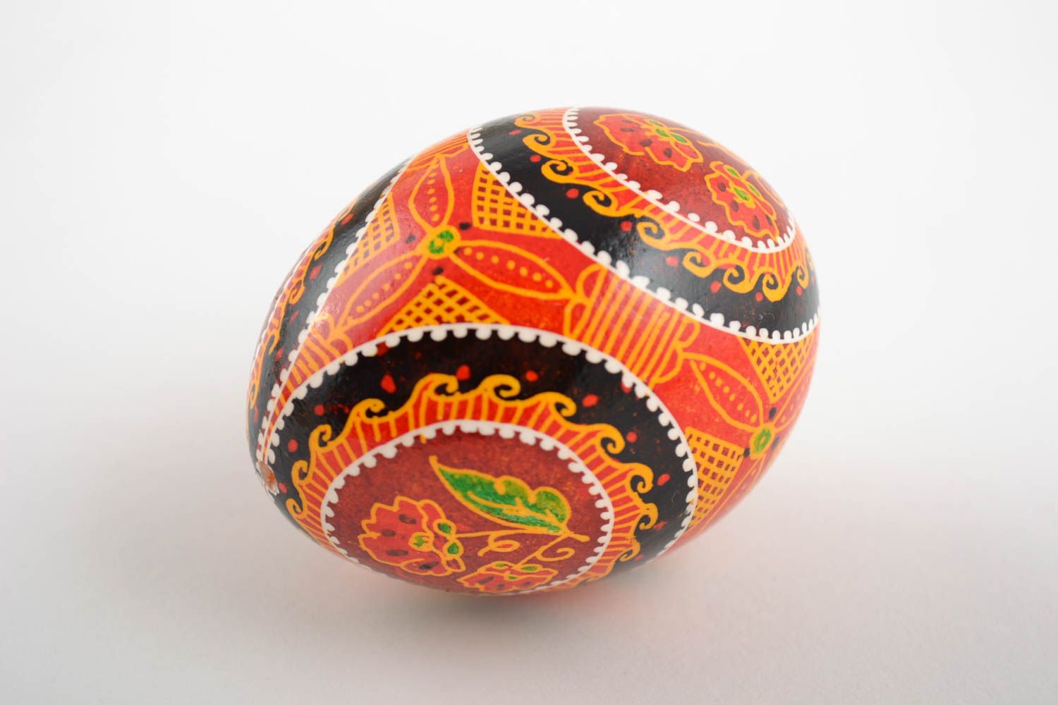 Huevo de Pascua pintado con acrílicos hecho a mano hermoso foto 4