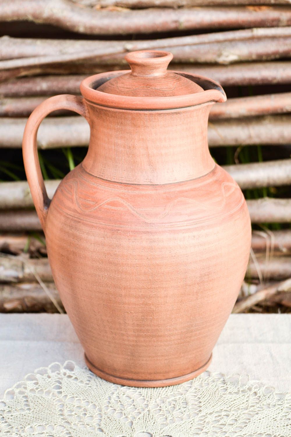90 oz ceramic wine pitcher with handle and lid in terracotta color 2,4 lb photo 1