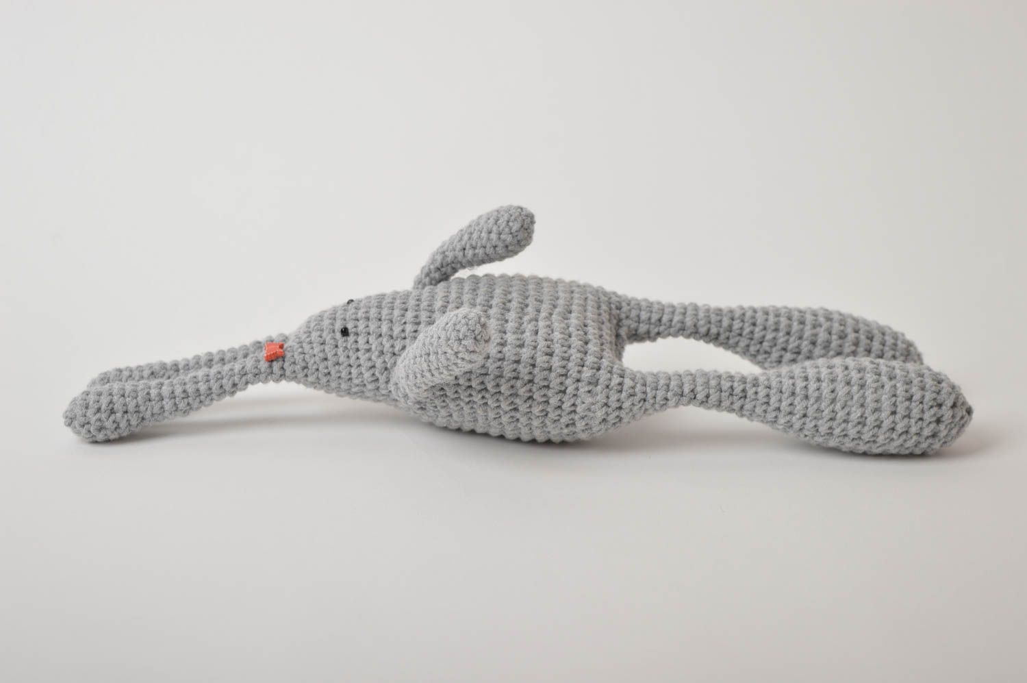 Jouet lapin gris Peluche faite main tricotée fils acryliques Cadeau enfant photo 4