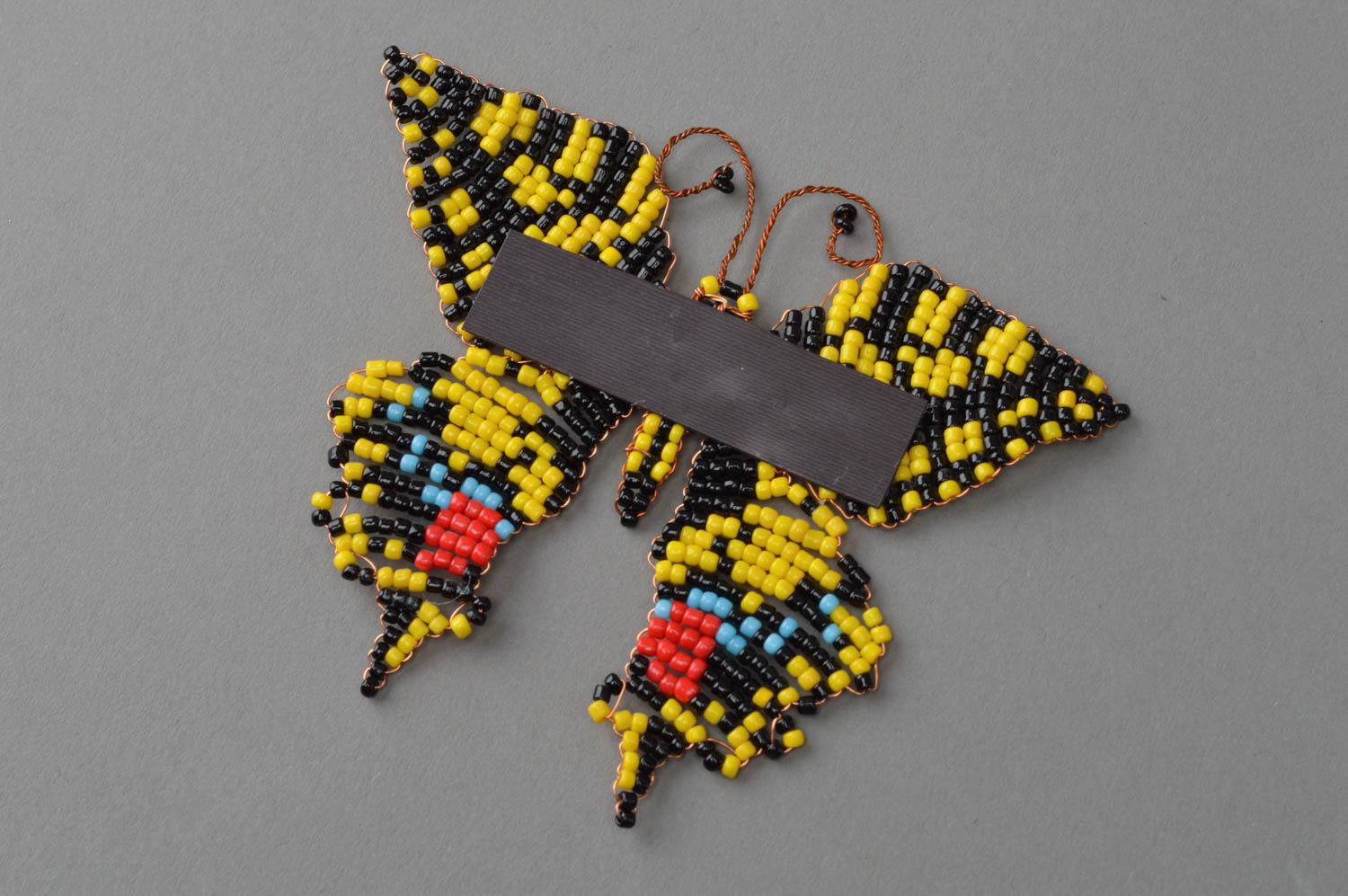 Magnet en perles de rocaille noir jaune en forme de papillon cadeau original photo 4