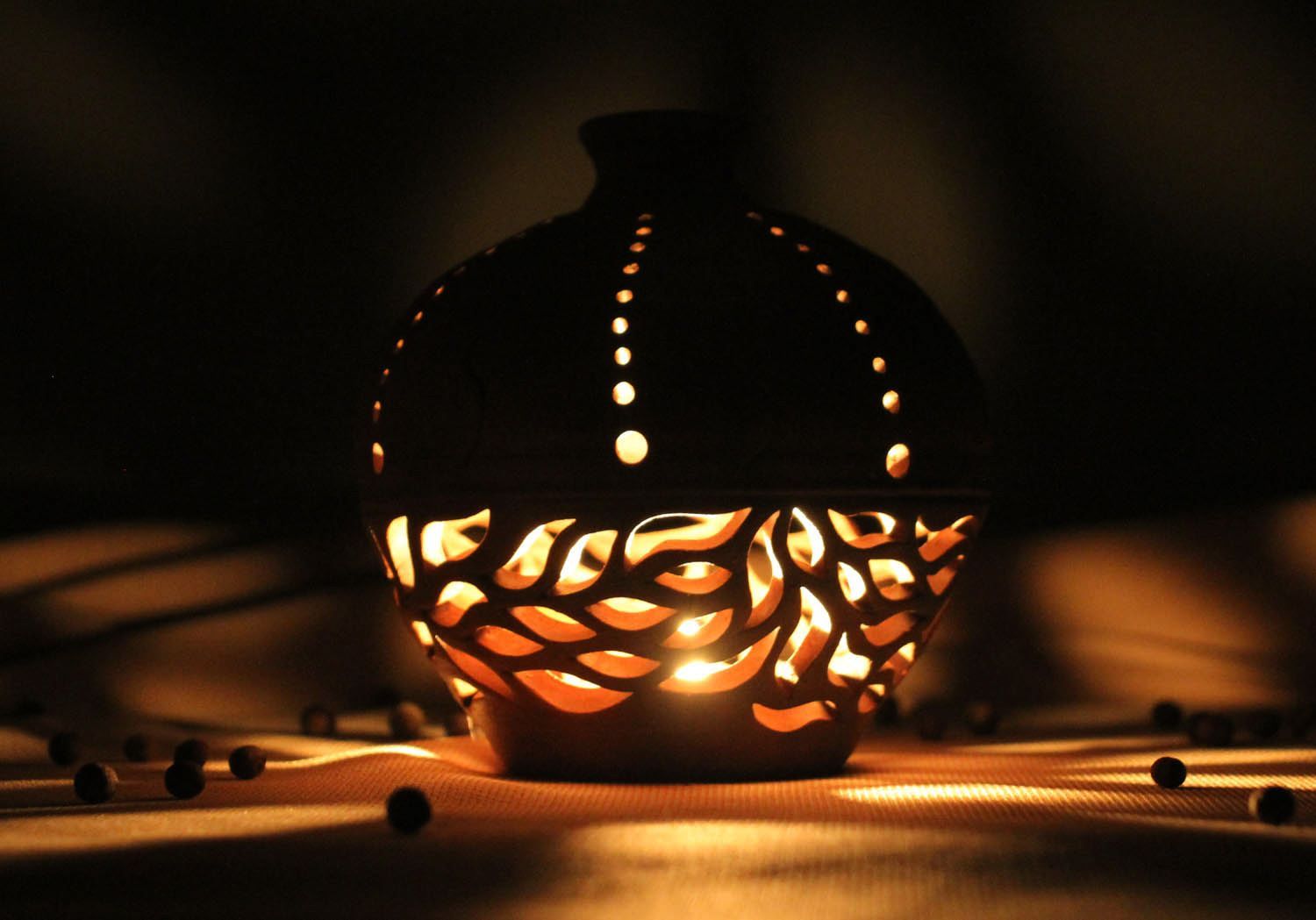 Handgemachter Kerzenhalter aus Keramik foto 1