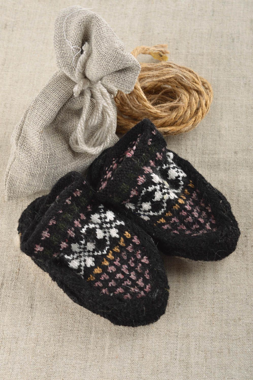 Handmade home slippers woolen knitted slippers for children gift for children photo 1