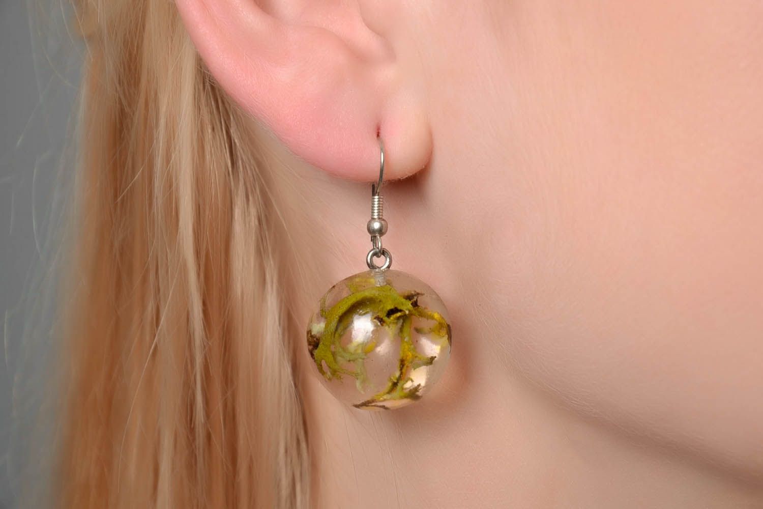 Epoxy earrings photo 3
