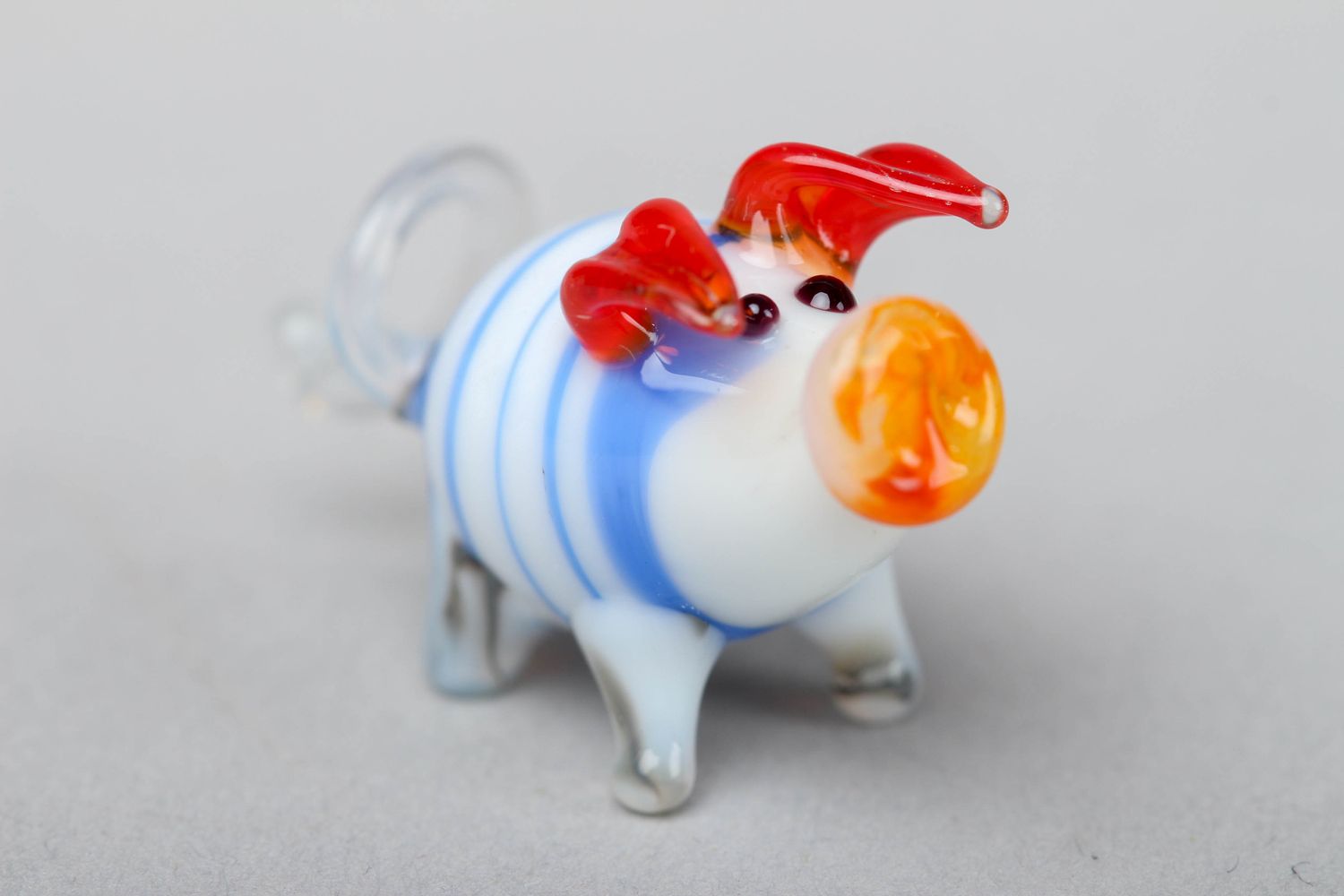 Handmade Tierfigur Schwein aus Glas foto 1