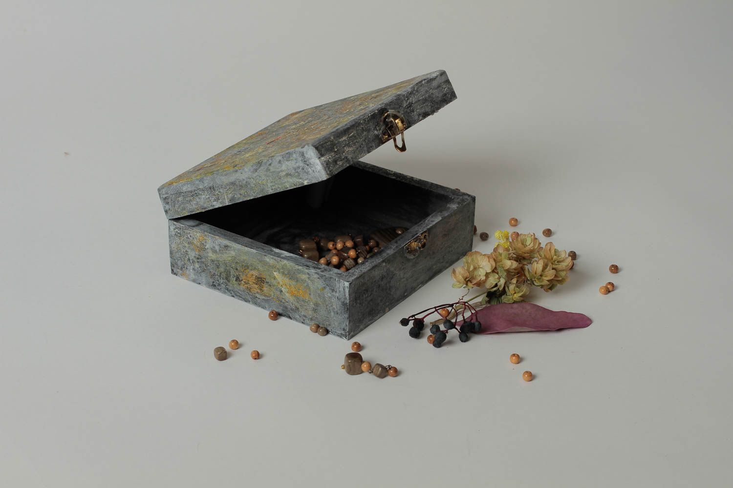Beautiful handmade wooden box jewelry box design decoupage ideas wood craft photo 2